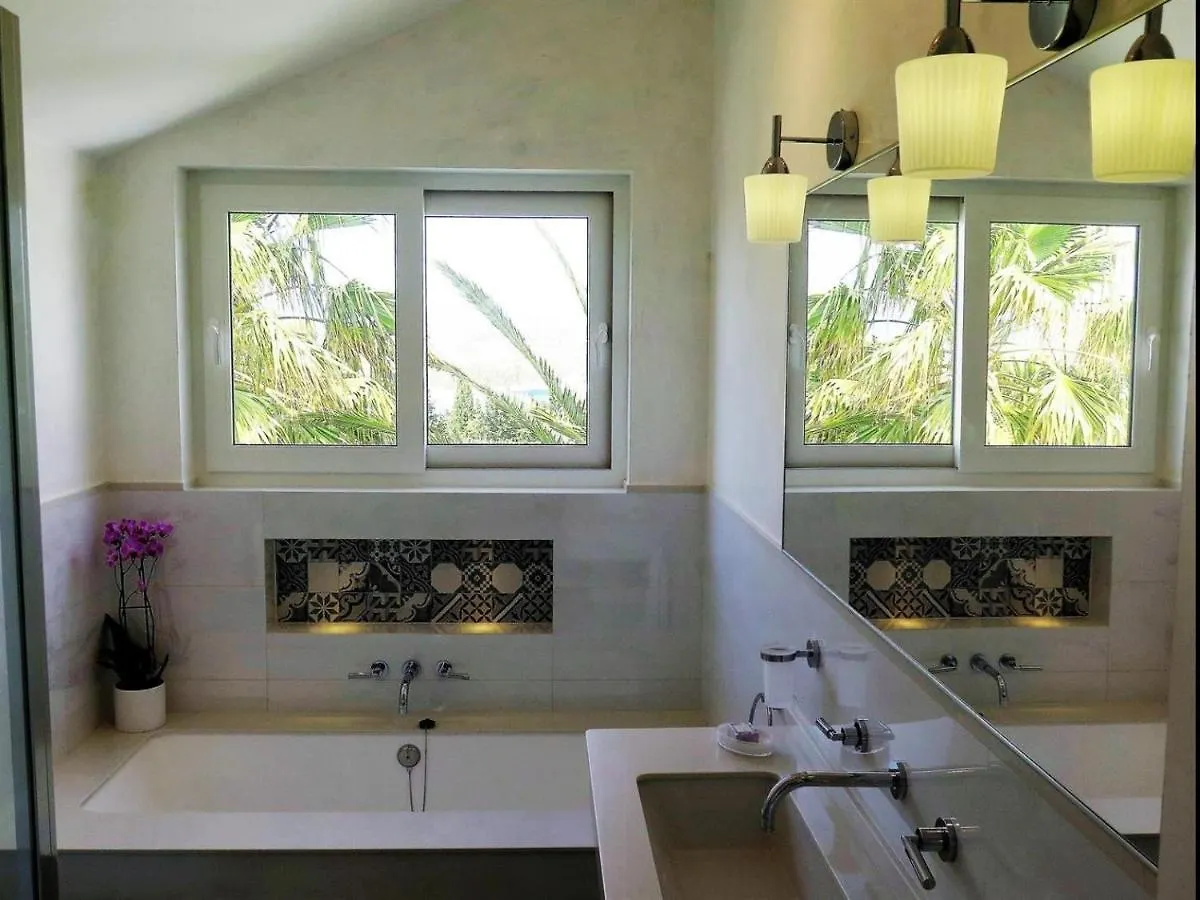 Ref 3 Villa Isbilia Zahara de los Atunes 0*,  Spain